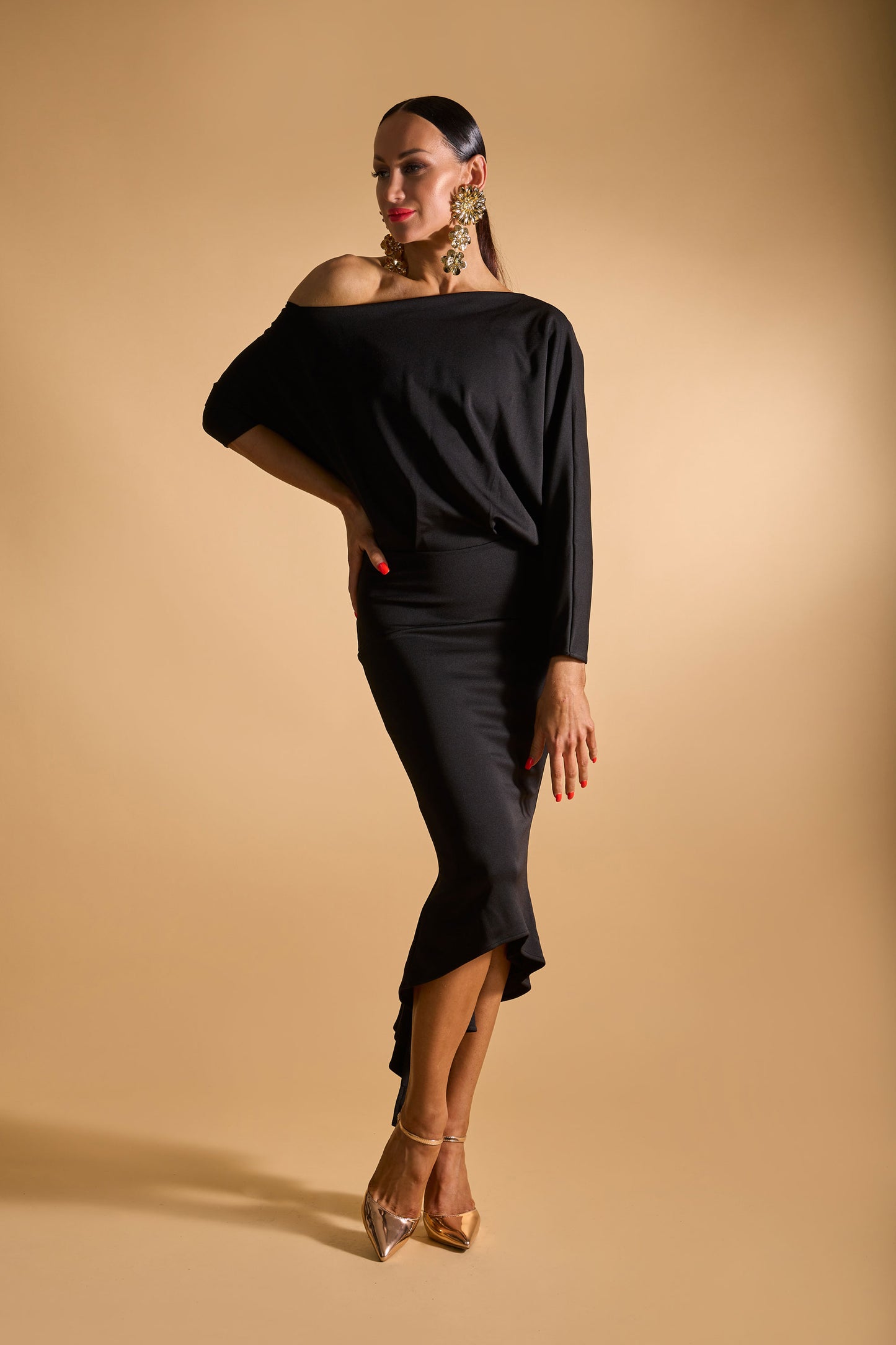 Middle Sleeves Asymmetric Back Cocktail Dress