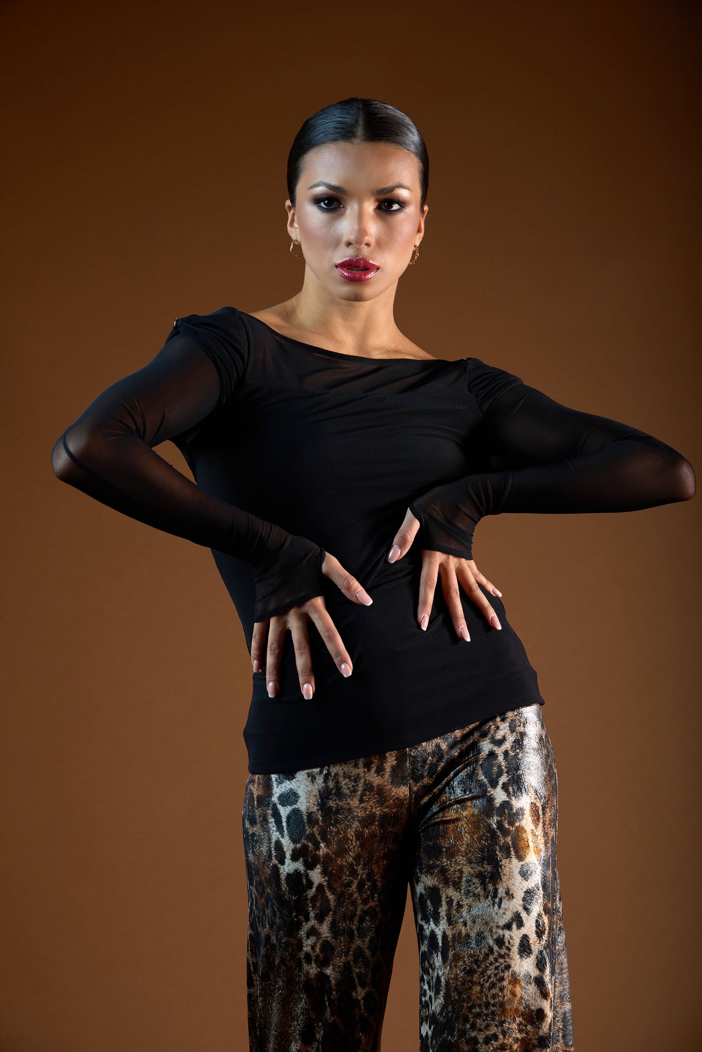 Bow Detailing Top