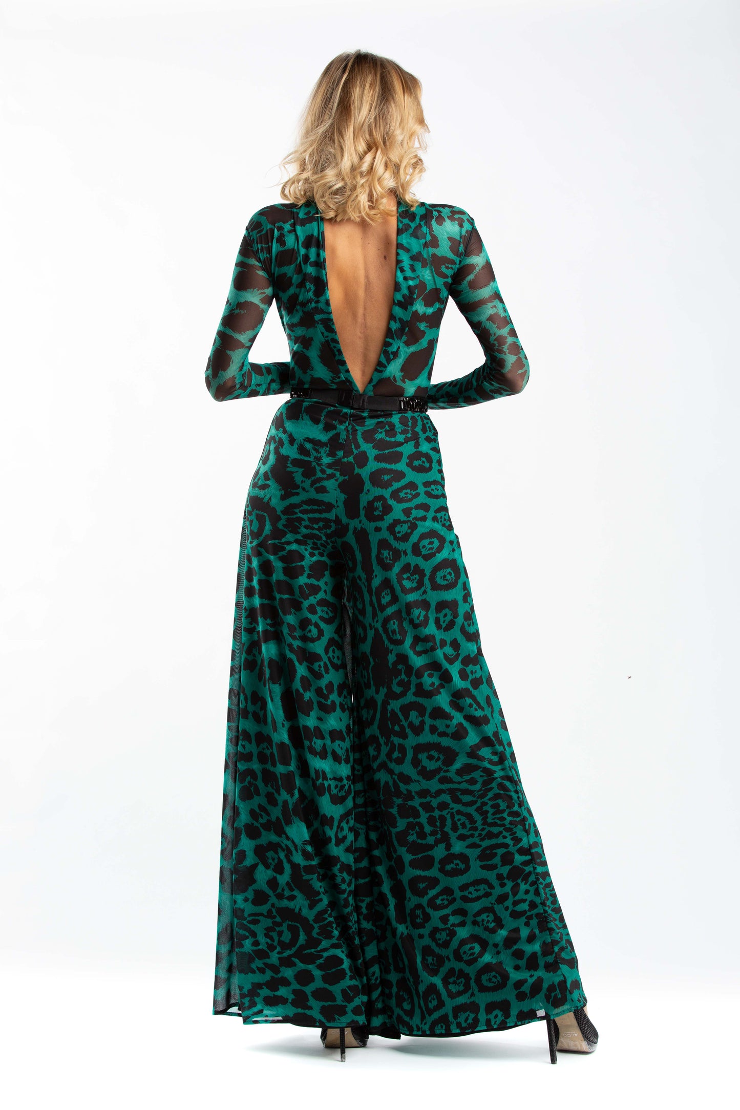 Leo Print Long Sleeves Open Back Bodysuit