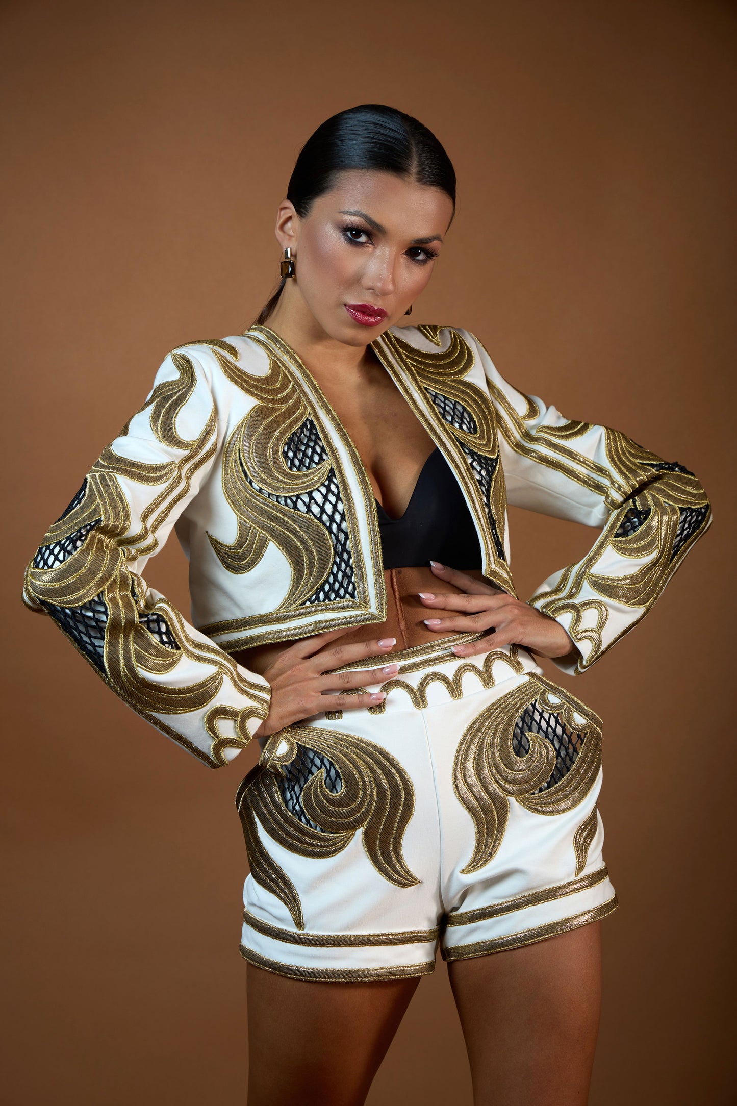 Heavy Beaded Long Sleeves Short Blazer