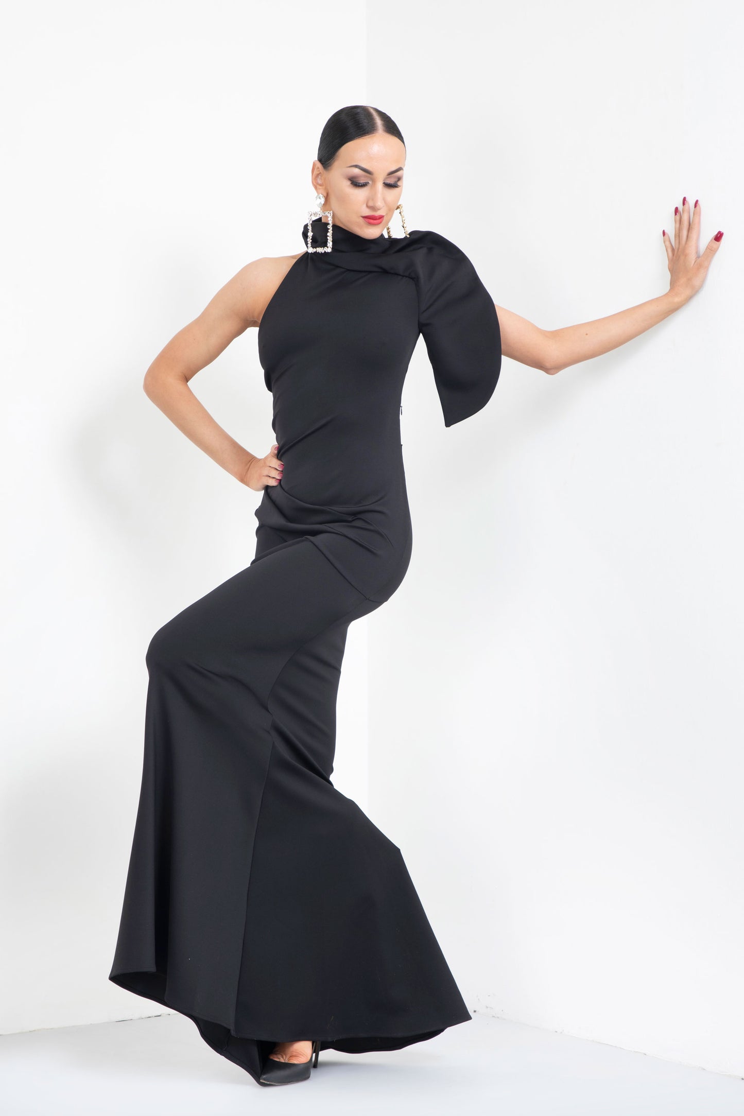 Asymmetric Shoulder Evening Dress